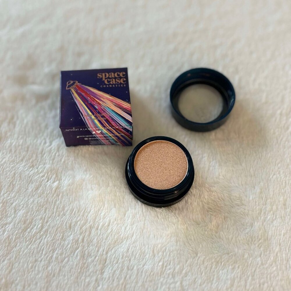 Brand New Travel Size Space Cadet Gold Base Vegan Eyeshadow 1.5g